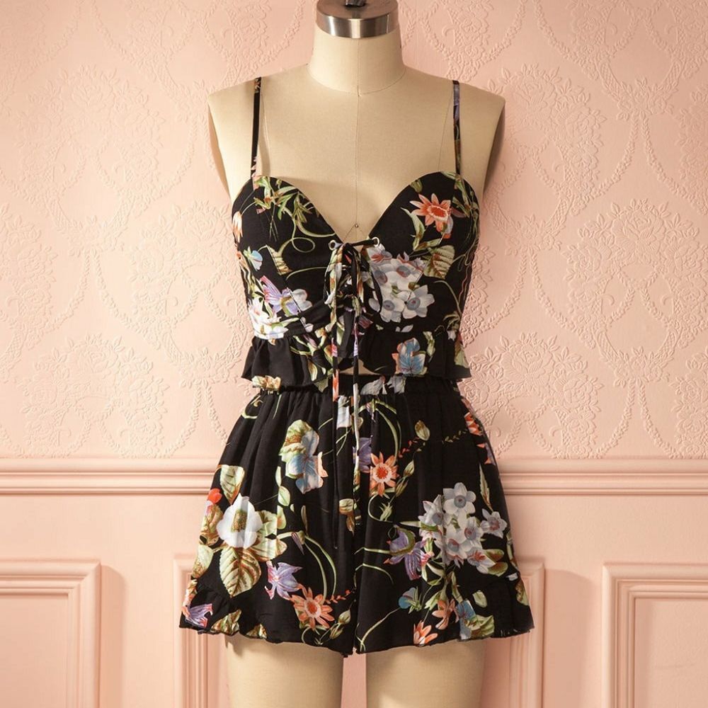 BNWOT Two piece tank & shorts (small)